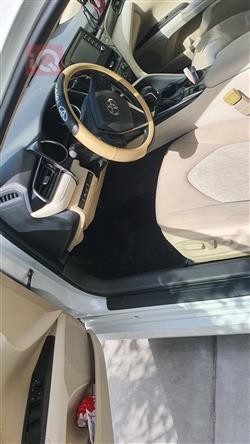 تۆیۆتا کامری